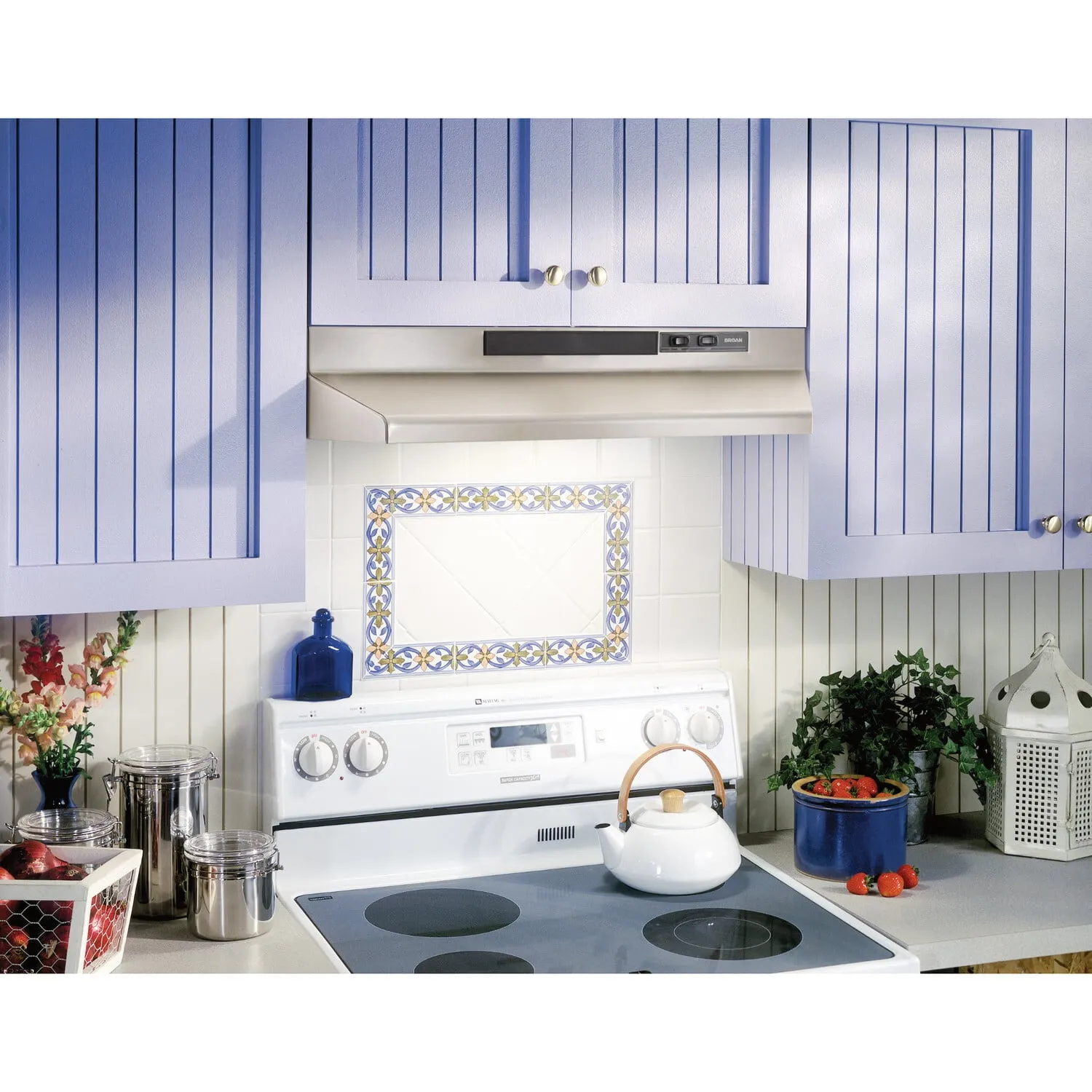Broan BUEZ330SS Broan 30-Inch Convertible Under-Cabinet Range Hood W/ Easy Install System. 220 Cfm. Stainless Steel