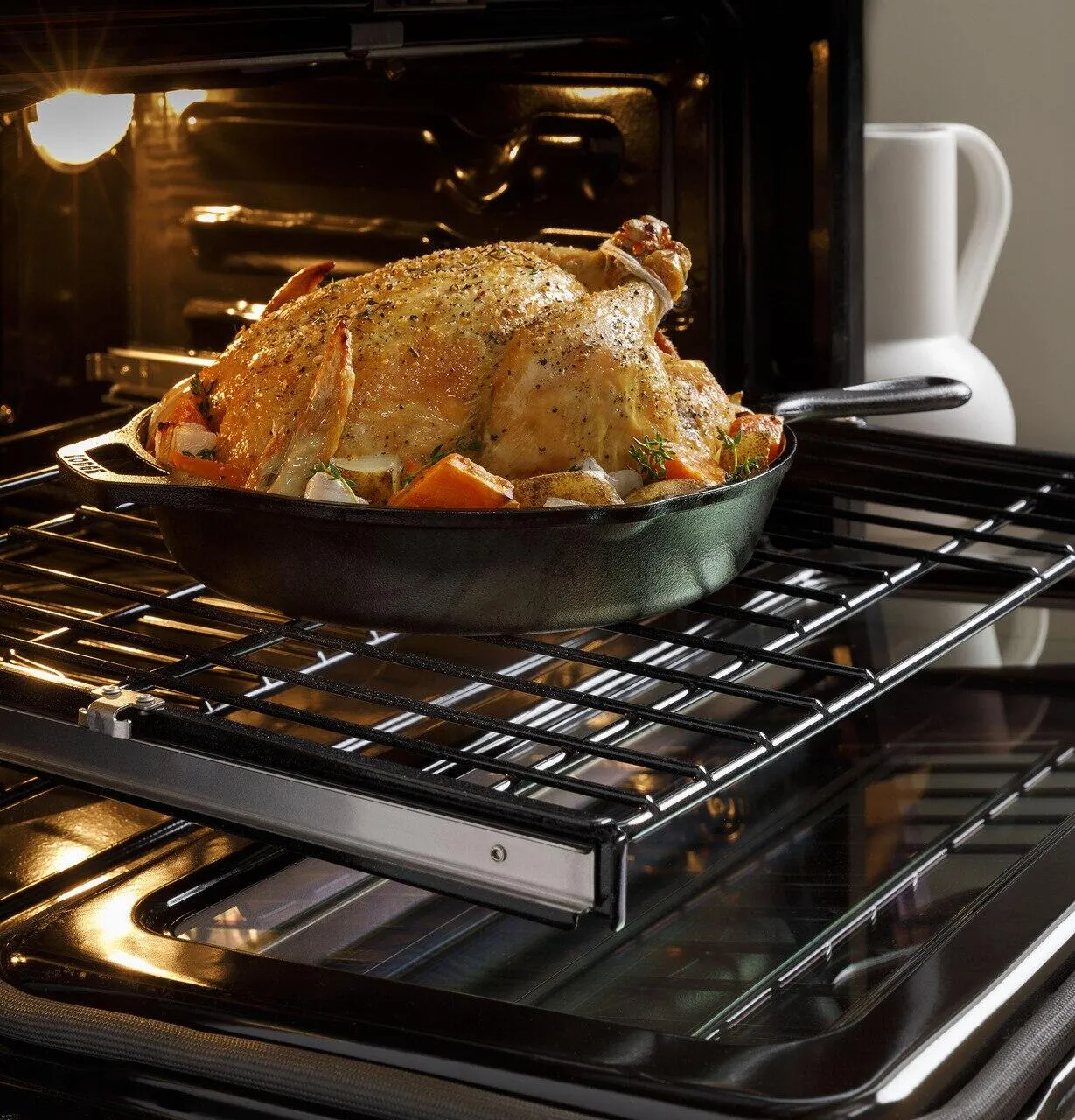 Cafe CTS92DM2NS5 Caf&#8482; 30 Smart Built-In Twin Flex Single Wall Oven In Platinum Glass