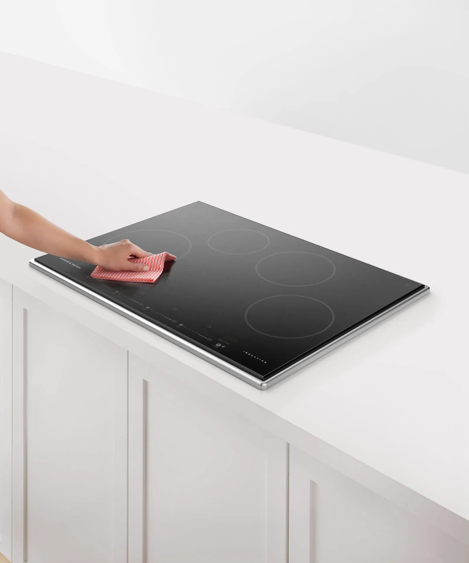 Fisher & Paykel CI304PTX4 Induction Cooktop. 30. 4 Zones