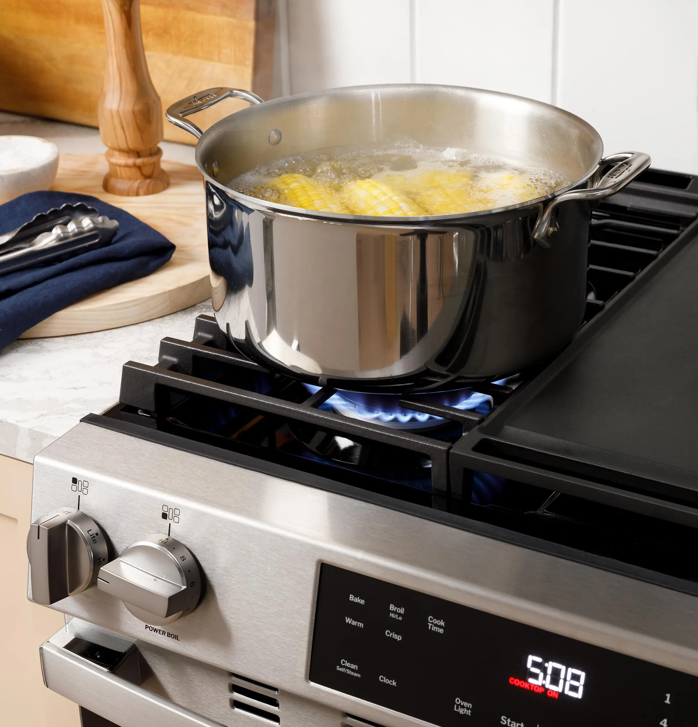 Ge Appliances GGS500SVSS Ge 30 Slide-In Front Control Gas Range With Crisp Mode