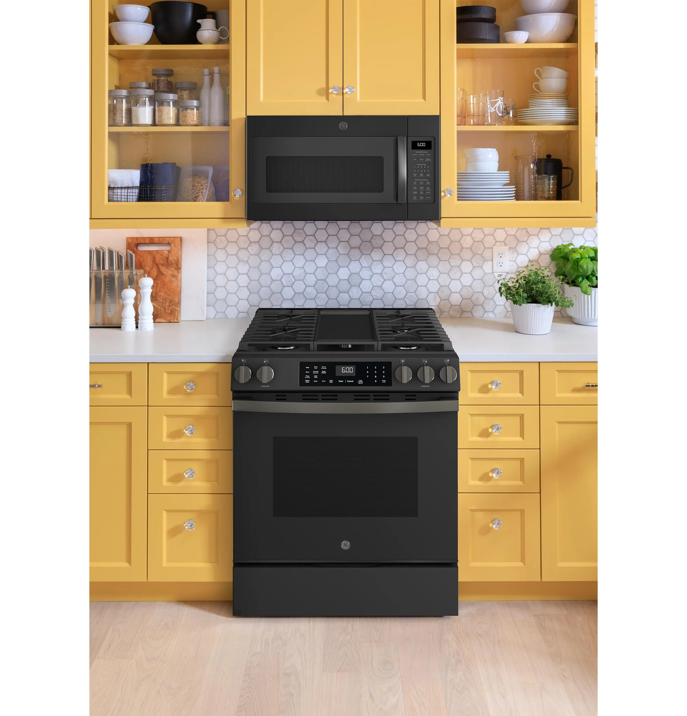 Ge Appliances GGS600AVDS Ge 30 Slide-In Front-Control Convection Gas Range With No Preheat Air Fry And Easywash&#8482; Oven Tray