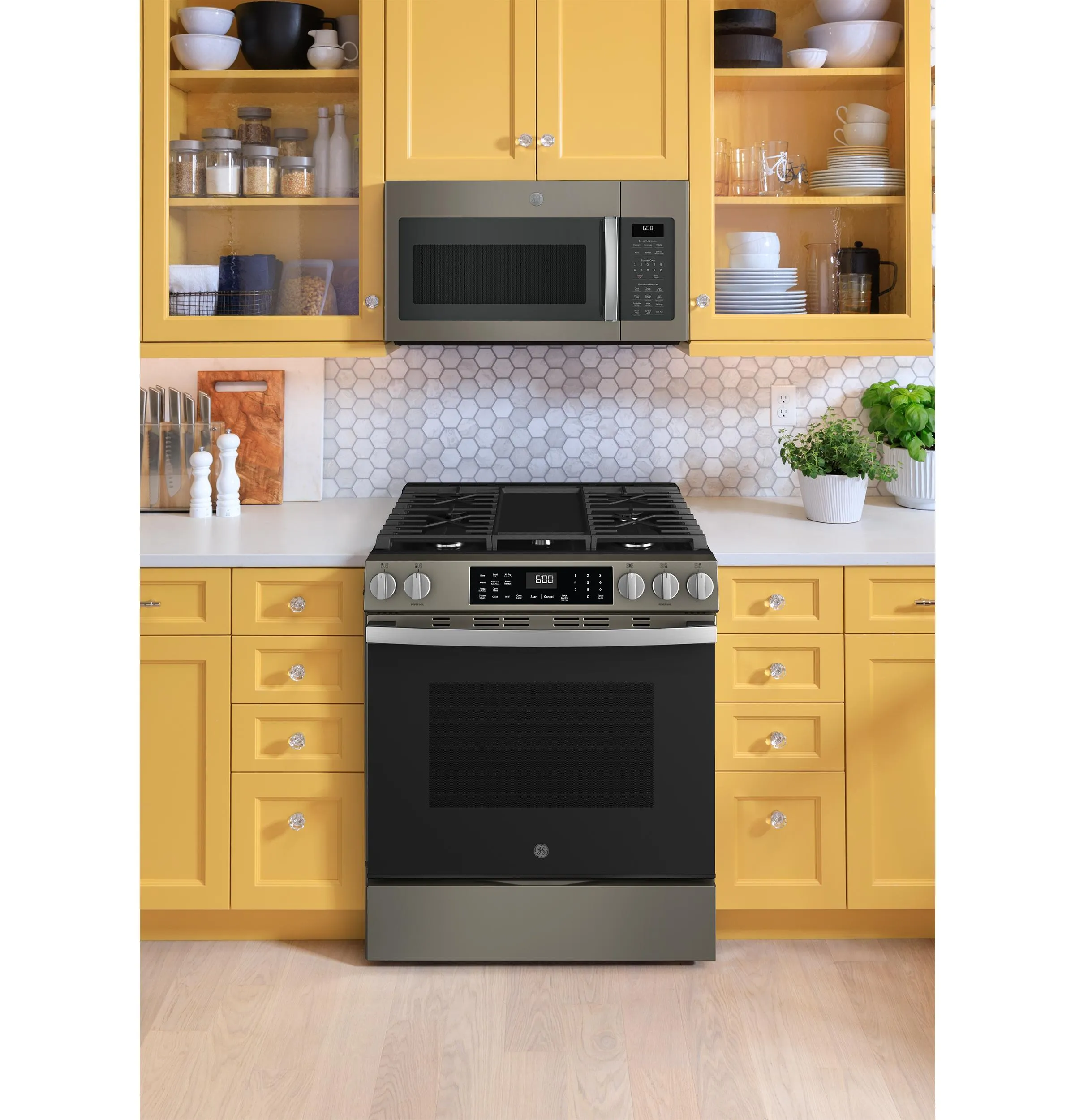 Ge Appliances GGS600AVES Ge 30 Slide-In Front-Control Convection Gas Range With No Preheat Air Fry And Easywash&#8482; Oven Tray