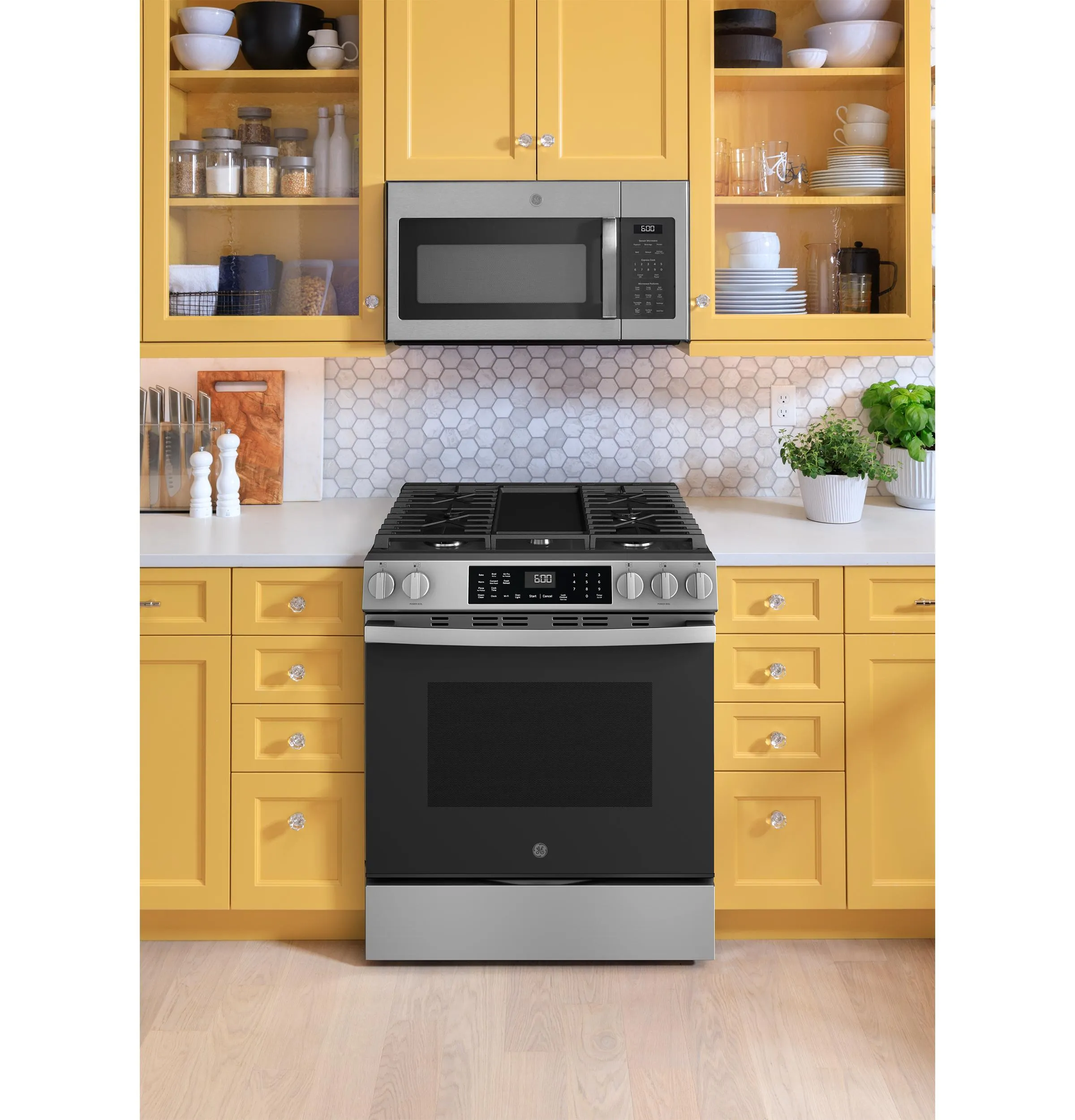 Ge Appliances GGS600AVFS Ge 30 Slide-In Front-Control Convection Gas Range With No Preheat Air Fry And Easywash&#8482; Oven Tray