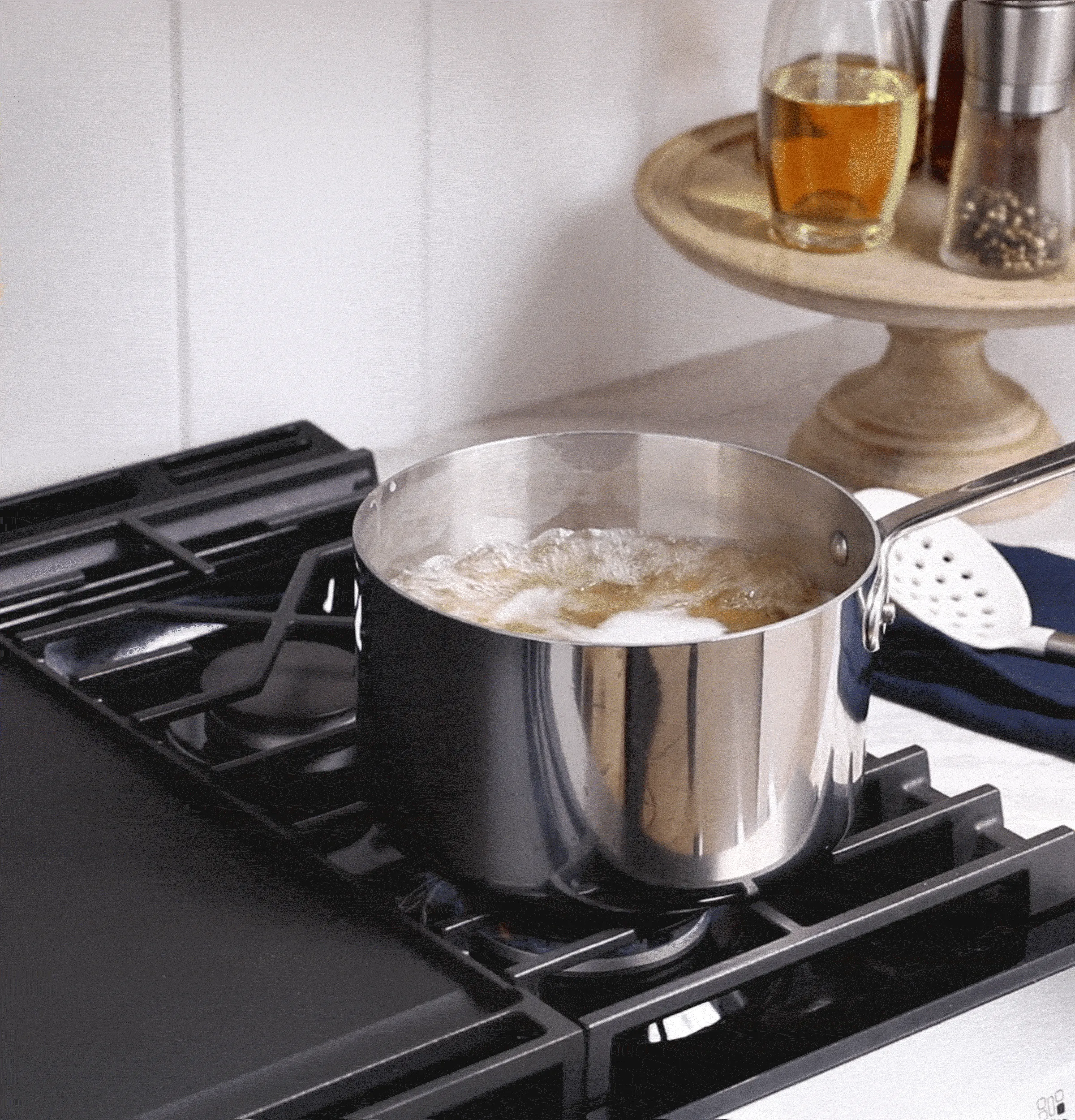 Ge Appliances GGS600AVFS Ge 30 Slide-In Front-Control Convection Gas Range With No Preheat Air Fry And Easywash&#8482; Oven Tray