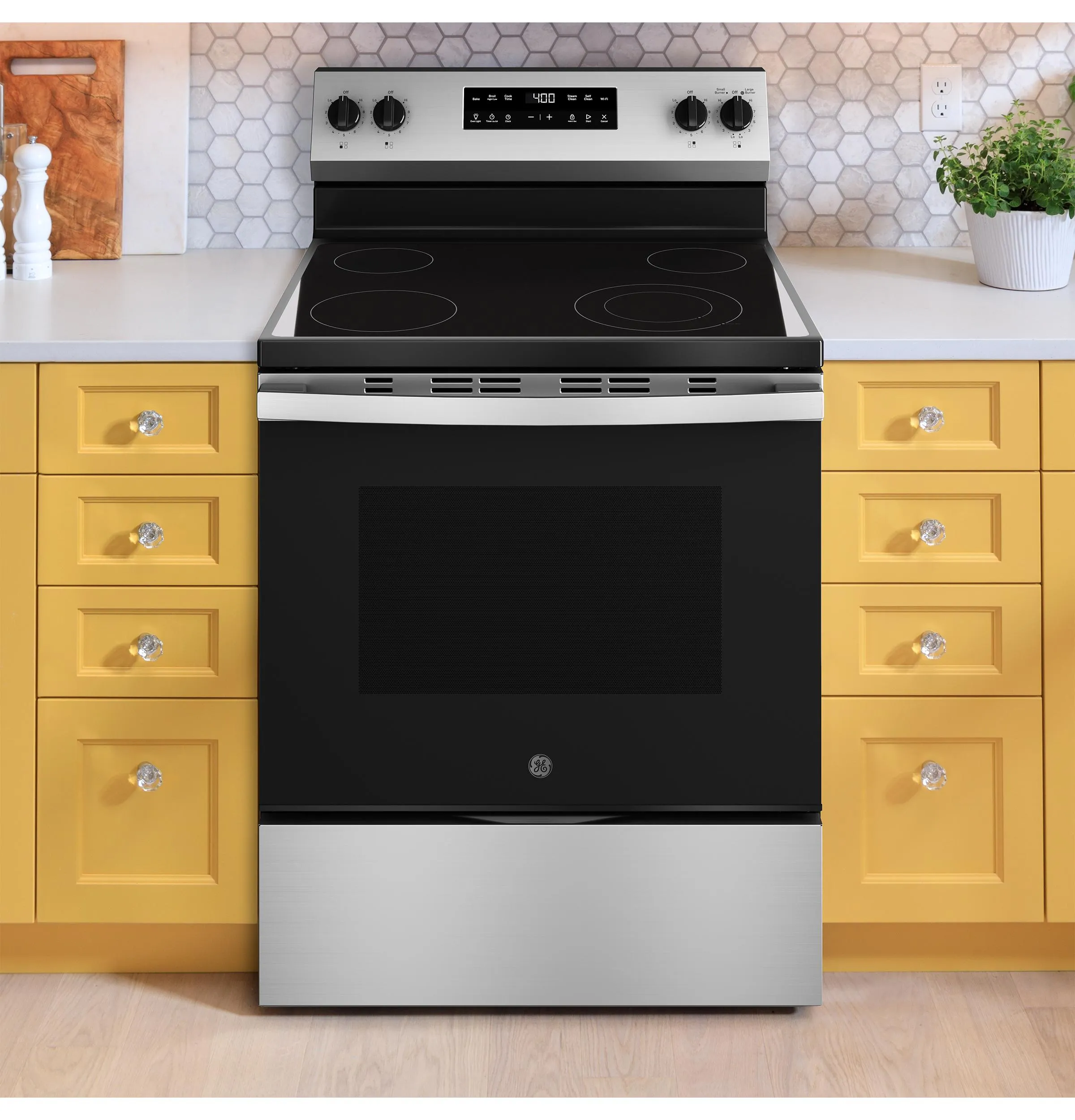 Ge Appliances GRF400PVSS Ge 30 Free-Standing Electric Range