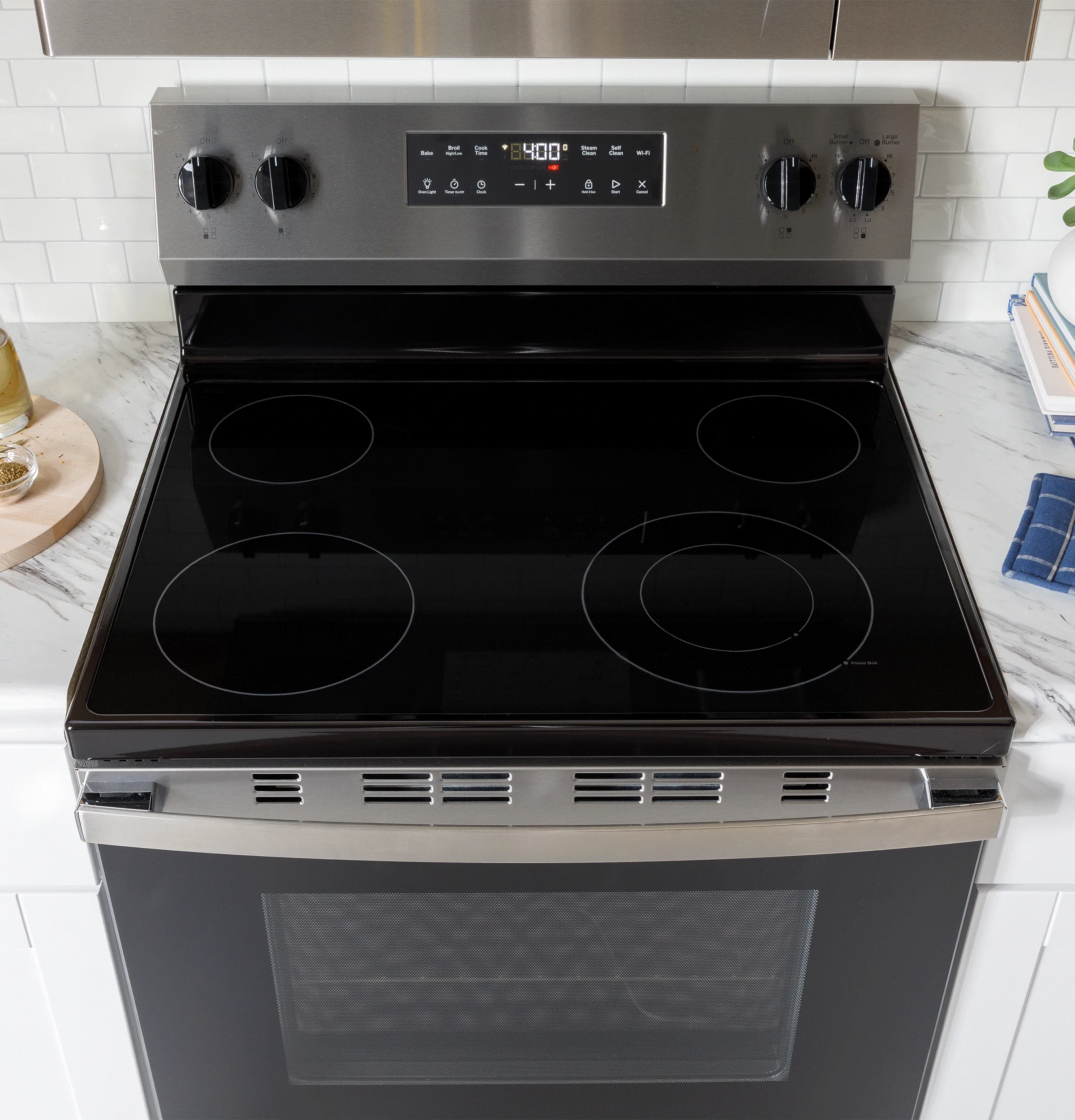 Ge Appliances GRF400SVWW Ge 30 Free-Standing Electric Range