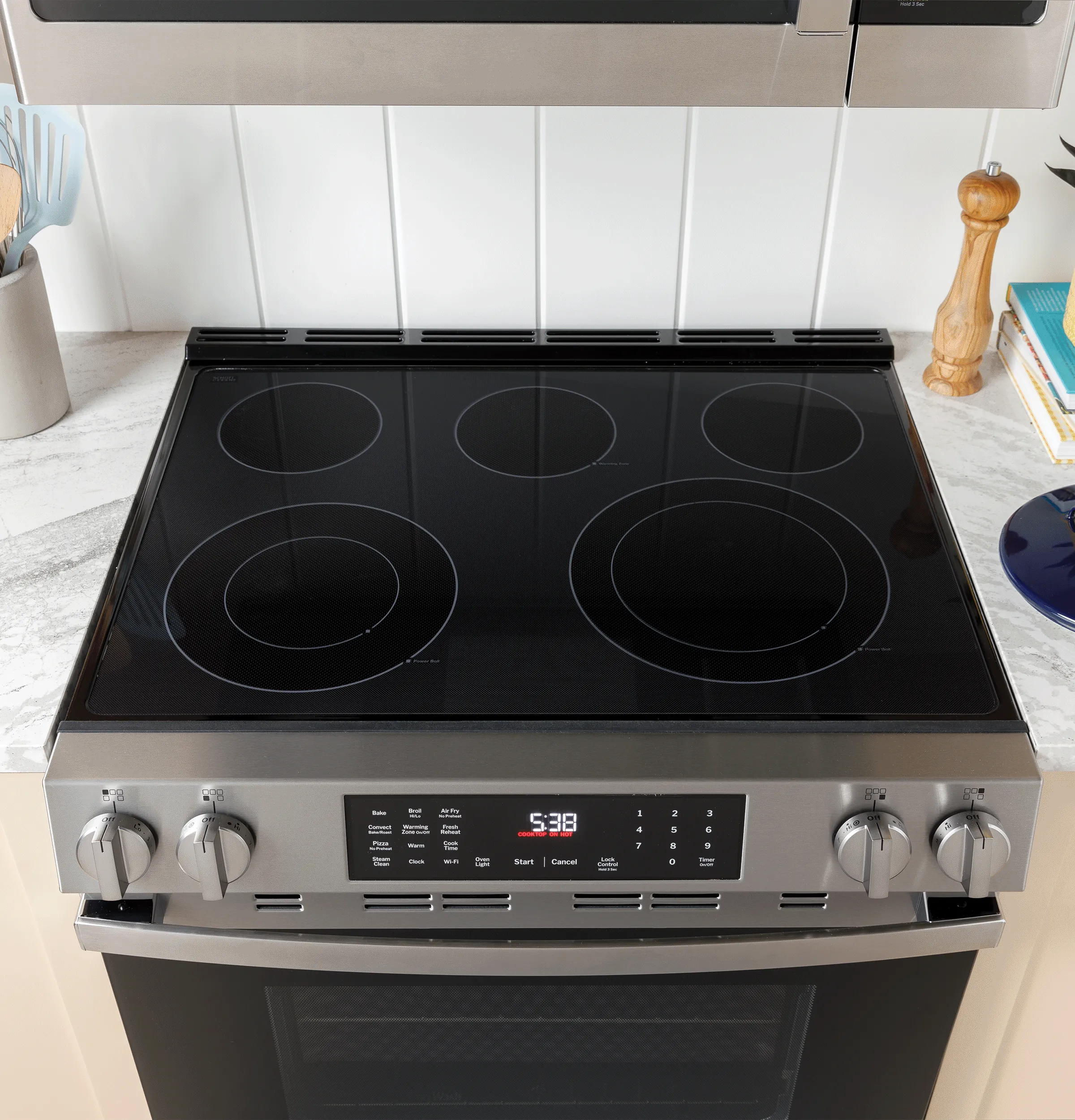 Ge Appliances GRF500PVSS Ge 30 Free-Standing Electric Range