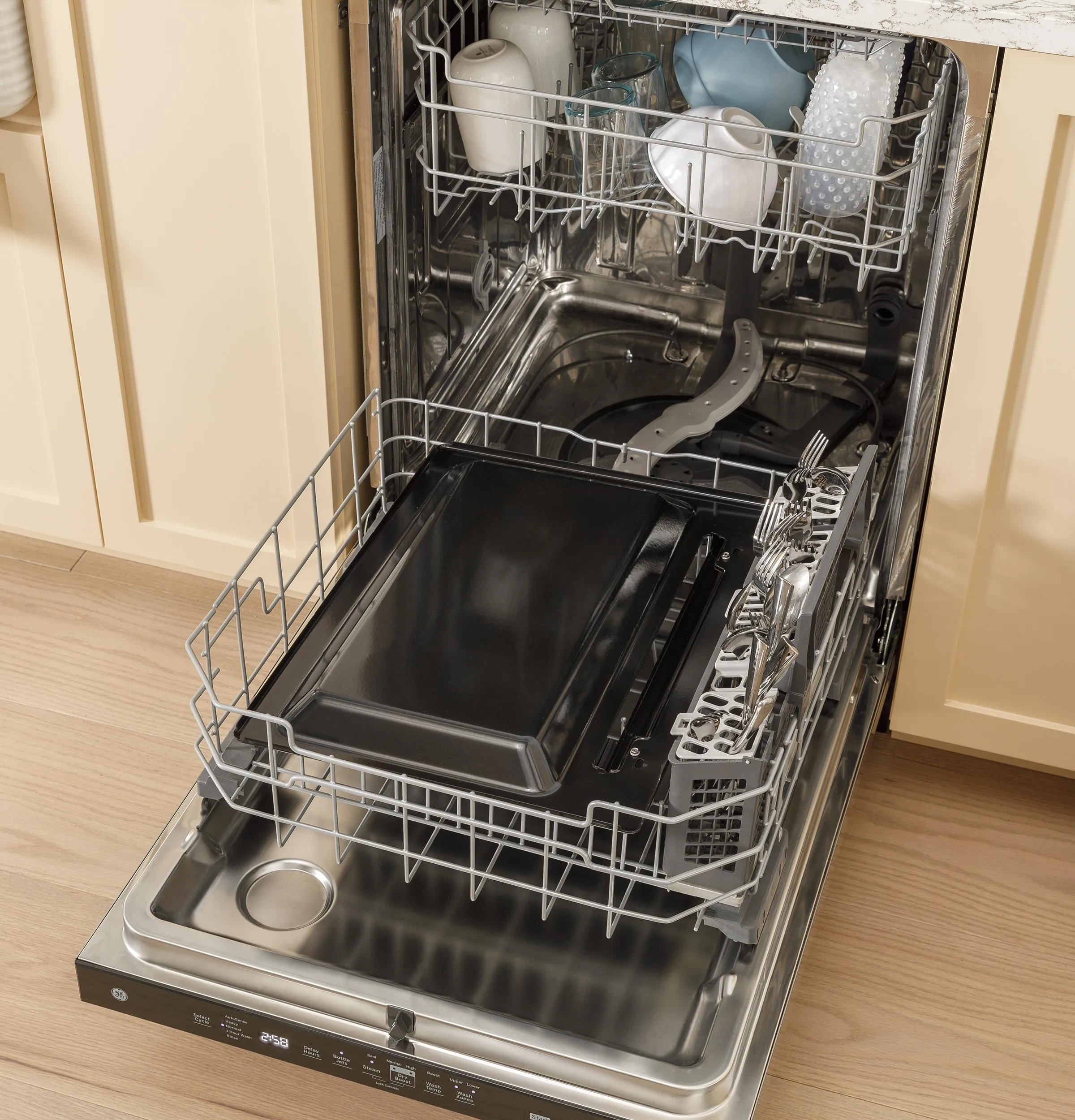 Ge Appliances GRS600AVFS Ge 30 Slide-In Electric Convection Range With No Preheat Air Fry And Easywash&#8482; Oven Tray