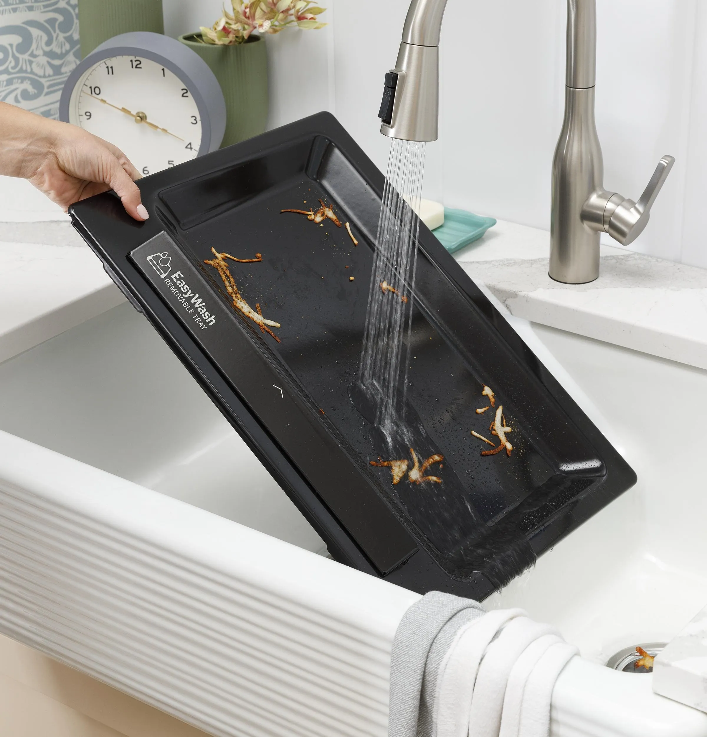 Ge Appliances GRS600AVFS Ge 30 Slide-In Electric Convection Range With No Preheat Air Fry And Easywash&#8482; Oven Tray