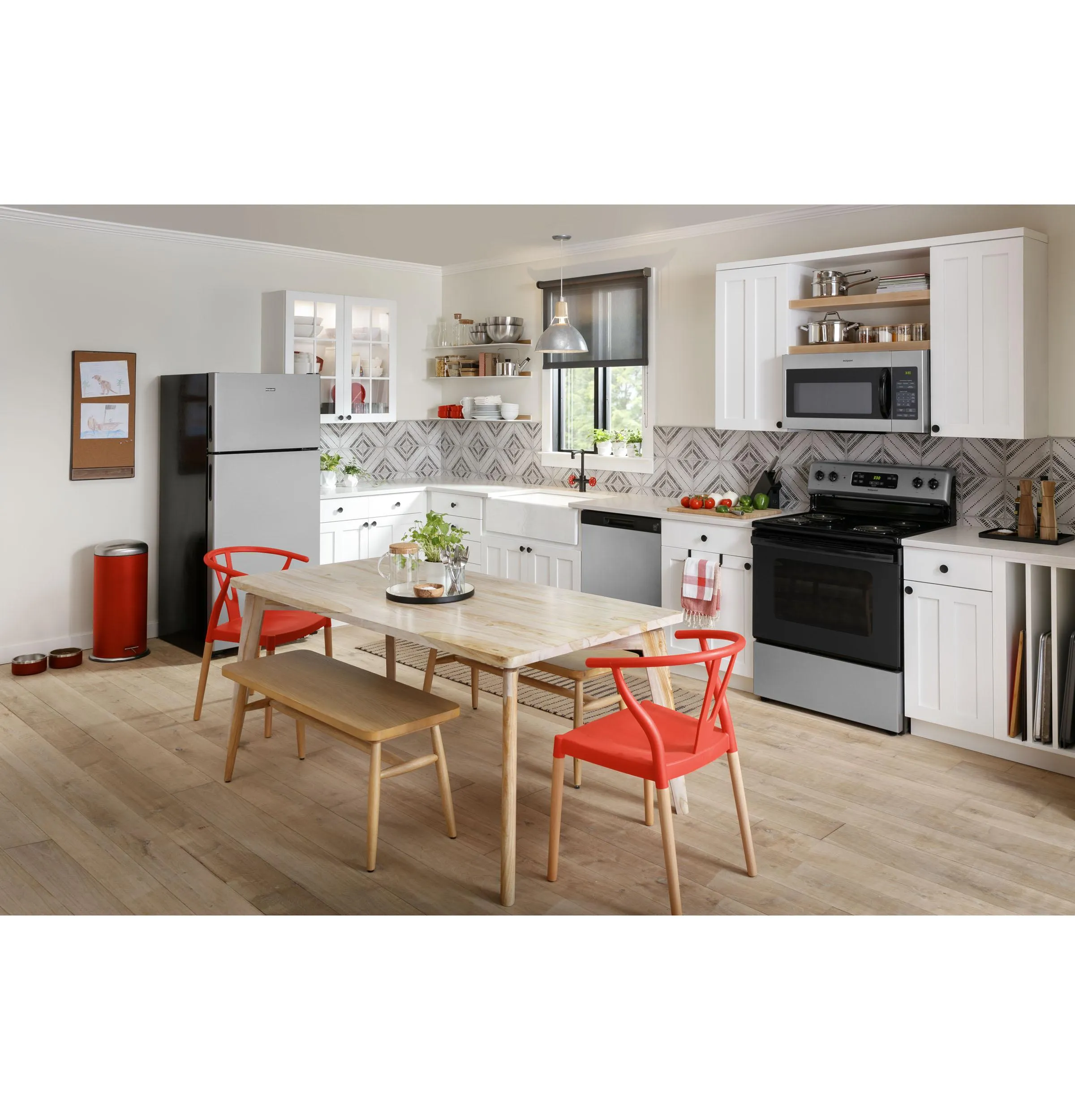 Hotpoint RVM5160MPSA Hotpoint 1.6 Cu. Ft. Over-The-Range Microwave Oven