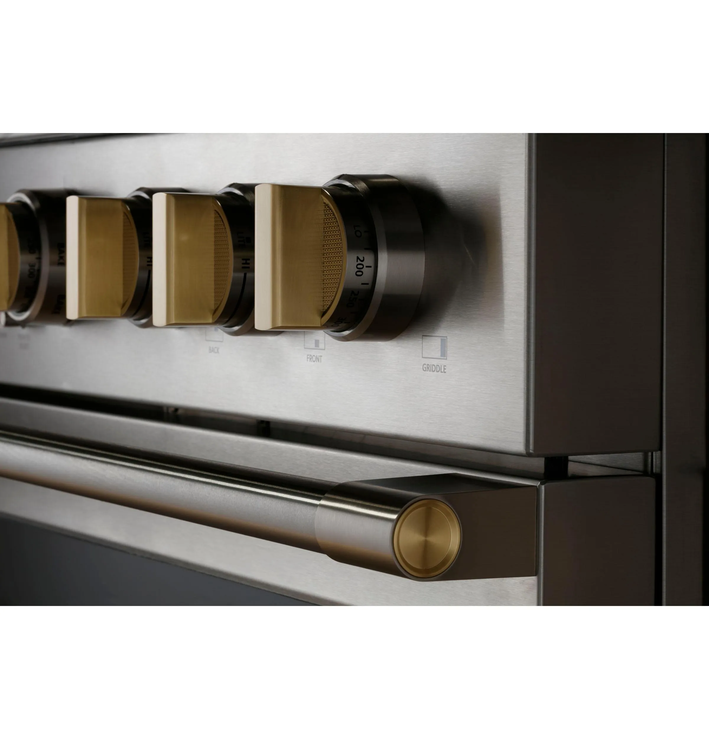 Monogram ZDP484NGTSS Monogram 48 Dual-Fuel Professional Range With 4 Burners. Grill. And Griddle