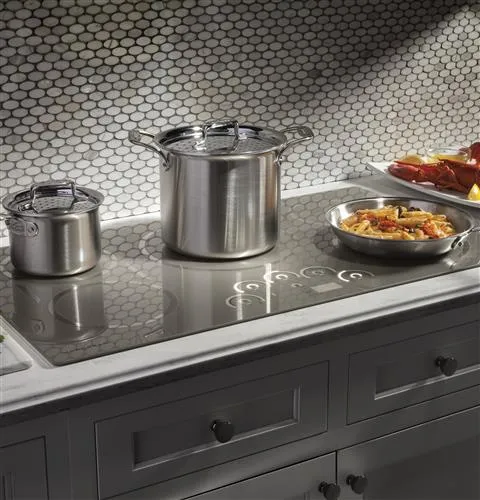 Monogram ZHU36RSPSS Monogram 36 Induction Cooktop