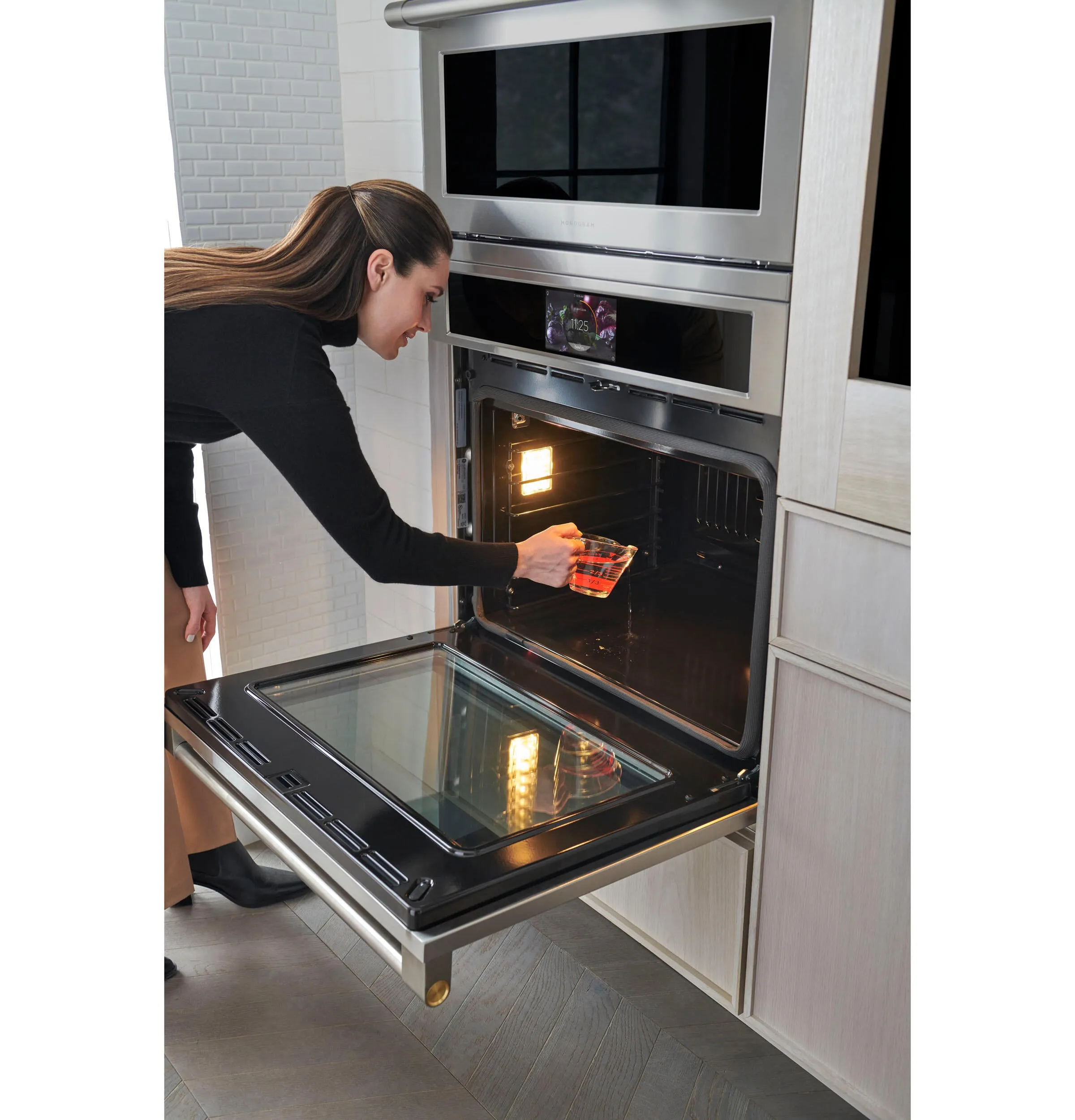Monogram ZTSX1DPSNSS Monogram 30 Smart Electric Convection Single Wall Oven Statement Collection