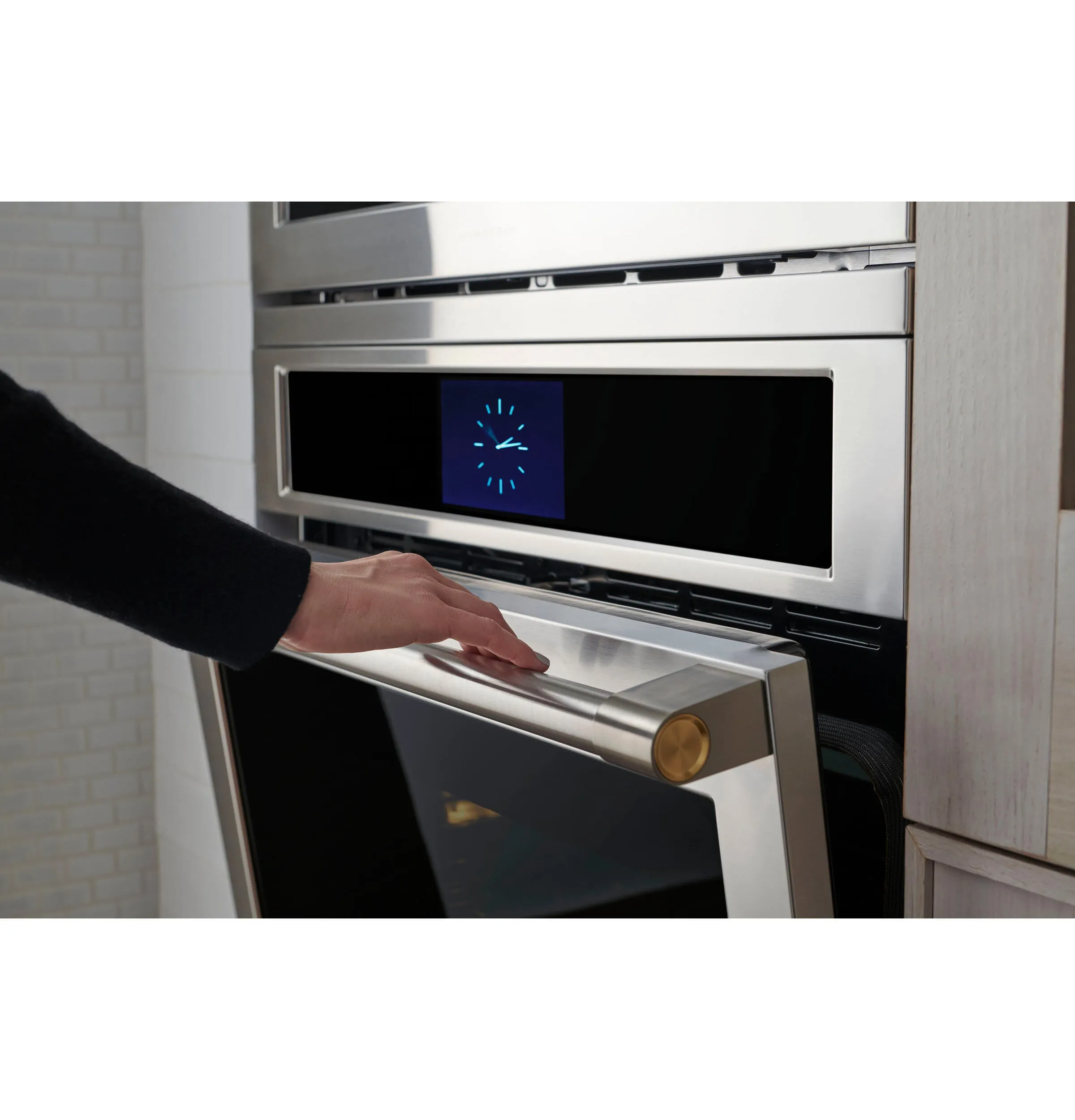 Monogram ZTSX1DPSNSS Monogram 30 Smart Electric Convection Single Wall Oven Statement Collection