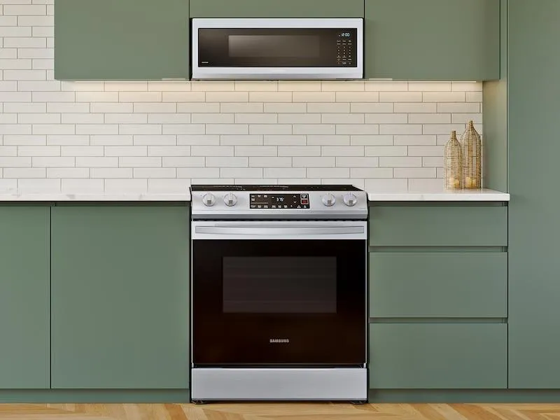 Samsung NE63B8211SS 6.3 Cu. Ft. Smart Instant Heat Induction Slide-In Range In Stainless Steel
