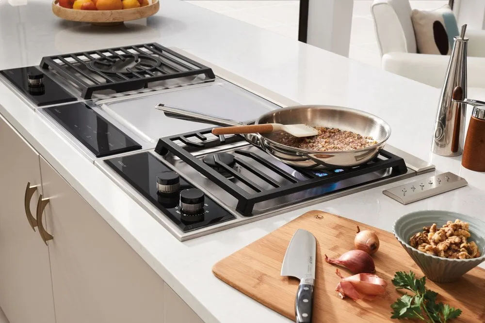 Wolf CG152TFS 15 Transitional Gas Cooktop