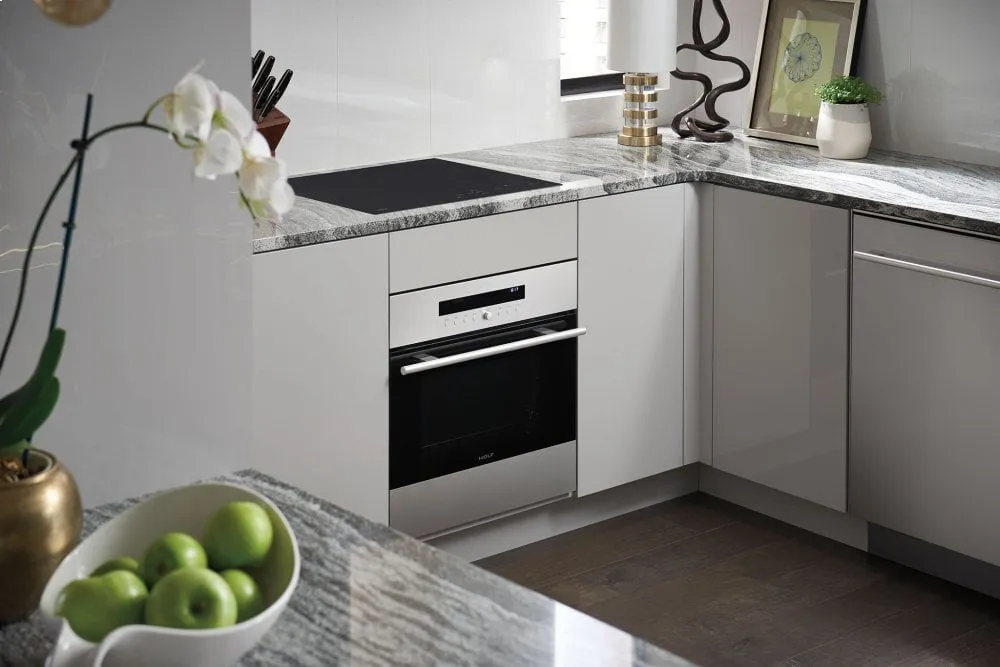 Wolf CI243CB 24 Contemporary Induction Cooktop