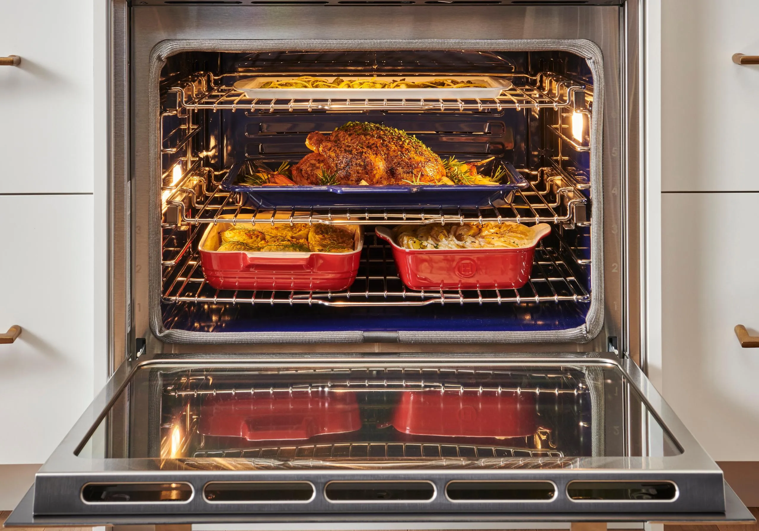 Wolf SO3050CMB 30 M Series Contemporary Built-In Single Oven